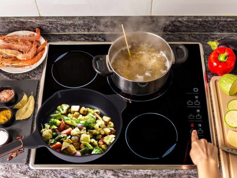 Garnek rondel głęboki z pokrywką indukcja gaz powłoka non stick 4l Garnek rondel głęboki z pokrywką indukcja gaz powłoka non stick 4l