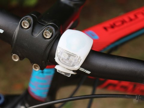 Oświetlenie rowerowe led przód tył 2szt silikon Oświetlenie rowerowe led przód tył 2szt silikon