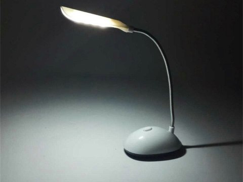 Lampka biurkowa 4 led szkolna na biurko nocna biała Lampka biurkowa 4 led szkolna na biurko nocna biała