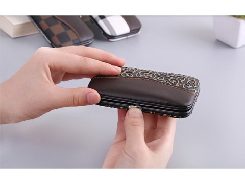 Zestaw do paznokci przybornik manicure etui 7 elem Zestaw do paznokci przybornik manicure etui 7 elem