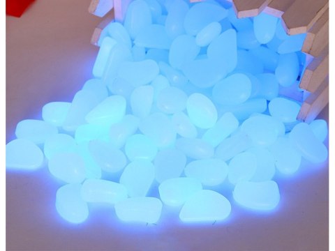 Kamyki kamienie świecące fluorescencyjne 100 szt Kamyki kamienie świecące fluorescencyjne 100 szt