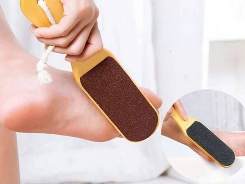 Tarka drewniana do stóp pięt pumeks dwustronna Tarka drewniana do stóp pięt pumeks dwustronna