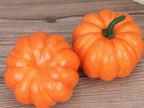 Dynia dekoracyjna sztuczna ze styropianu ozdoba dekoracja hallloween jesień Dynia dekoracyjna sztuczna ze styropianu ozdoba dekoracja hallloween jesień