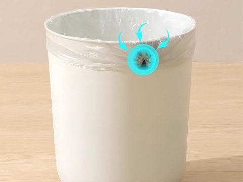 Mini kosz na śmieci piesek do pokoju dziecęcego 2l na klik mały poręczny Mini kosz na śmieci piesek do pokoju dziecęcego 2l na klik mały poręczny