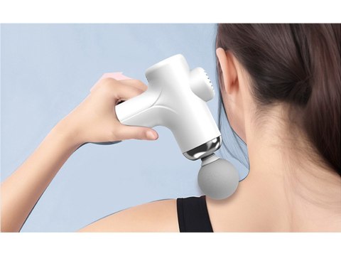 Pistolet do masażu pleców ciała nóg masażer mocny massage gun 4 końcówki Pistolet do masażu pleców ciała nóg masażer mocny massage gun 4 końcówki