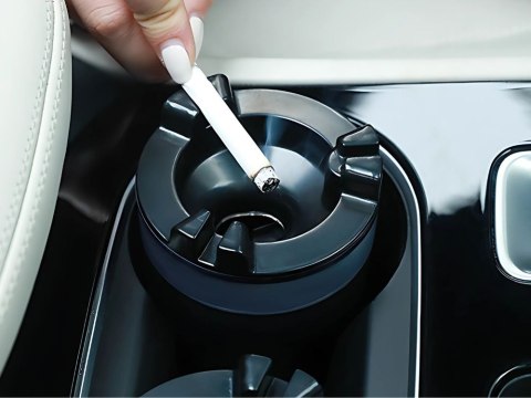 Popielniczka kubek samochodowa domowa z ugaszaczem papierosa kosz cupholder Popielniczka kubek samochodowa domowa z ugaszaczem papierosa kosz cupholder