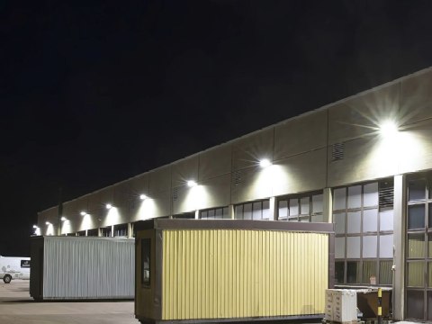 Naświetlacz halogen reflektor led 50w 6000k zewnętrzny wodoodporny ip66 Naświetlacz halogen reflektor led 50w 6000k zewnętrzny wodoodporny ip66