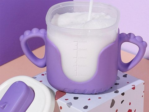 Kubek niekapek dla dziecka do picia silikonowe uchwyty 300ml ze słomką Kubek niekapek dla dziecka do picia silikonowe uchwyty 300ml ze słomką