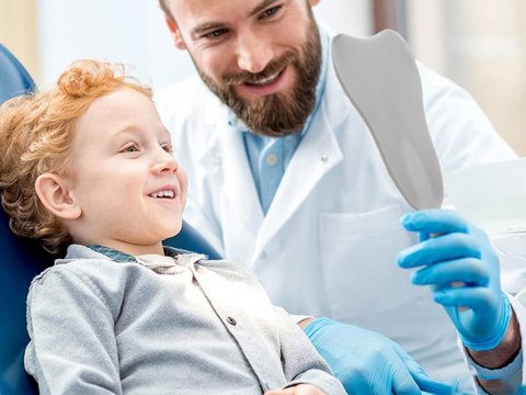 Lusterko do makijażu kosmetyczne dentystyczne ręczne w kształcie zęba Lusterko do makijażu kosmetyczne dentystyczne ręczne w kształcie zęba