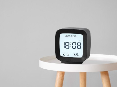 Zegar budzik z datą i temperaturą z funkcją drzemki lcd wilgoć w powietrzu Zegar budzik z datą i temperaturą z funkcją drzemki lcd wilgoć w powietrzu