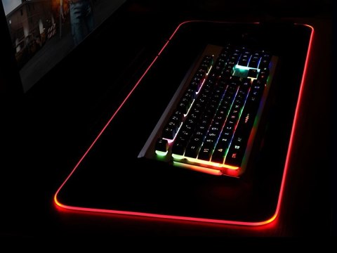 Podkładka gamingowa podświetlana rgb xxl 90x40 pod myszkę klawiaturę usb Podkładka gamingowa podświetlana rgb xxl 90x40 pod myszkę klawiaturę usb