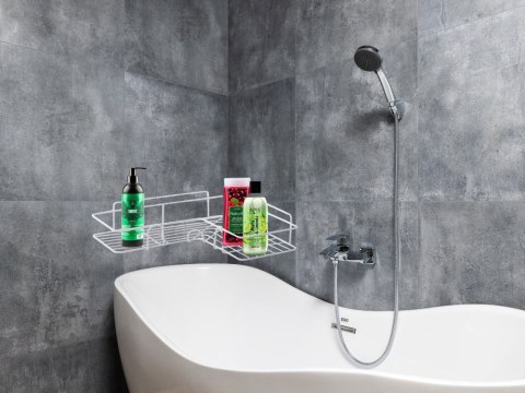 Półka łazienkowa do łazenki pod prysznic narożna loft wisząca haczyk biała Półka łazienkowa do łazenki pod prysznic narożna loft wisząca haczyk biała