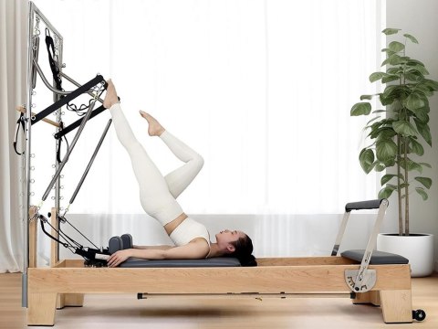 REFORMER ŁÓŻKO DO ĆWICZEŃ PILATES PILATESU URZĄDZENIE DO ĆWICZENIA FITNESS REFORMER ŁÓŻKO DO ĆWICZEŃ PILATES PILATESU URZĄDZENIE DO ĆWICZENIA FITNESS