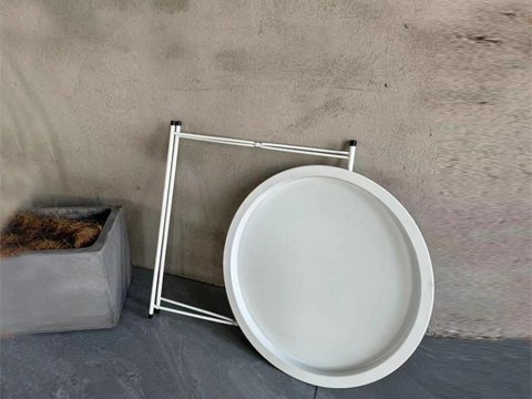 Stolik okrągły kawowy metalowy składany z tacą na taras balkon loft biały Stolik okrągły kawowy metalowy składany z tacą na taras balkon loft biały