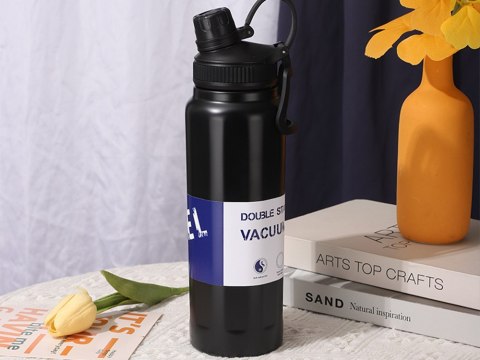 Termos bidon termiczny kubek pojemny 700ml z uchwytem na ciepłe i zimne Termos bidon termiczny kubek pojemny 700ml z uchwytem na ciepłe i zimne