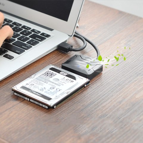 KABEL ADAPTER DO DYSKU HDD I SSD SATA 2.5'' / 3.5'' USB 3.0 DO 4TB - CZARNY KABEL ADAPTER DO DYSKU HDD I SSD SATA 2.5'' / 3.5'' USB 3.0 DO 4TB - CZARNY