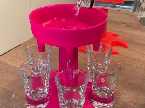 Dozownik do alkoholu na kieliszki drinki nalewak Dozownik do alkoholu na kieliszki drinki nalewak
