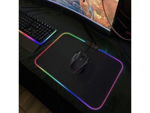 Podświetlana podkłada pod mysz gamingowa led 35x25 Podświetlana podkłada pod mysz gamingowa led 35x25