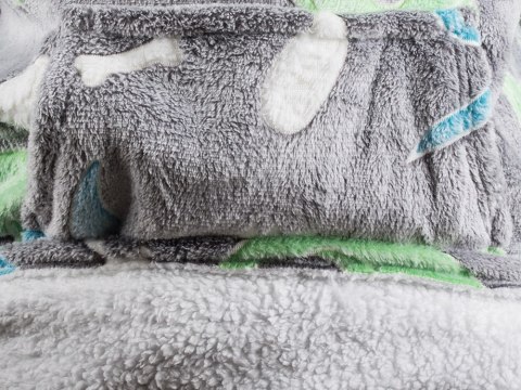 Ciepła bluza koc świecąca dla dziecka junior 2w1 Ciepła bluza koc świecąca dla dziecka junior 2w1