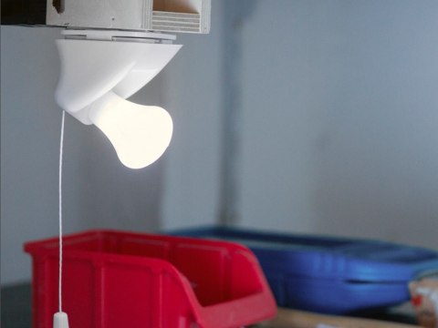 Przenośna żarówka na baterię samoprzylepna lampka Przenośna żarówka na baterię samoprzylepna lampka