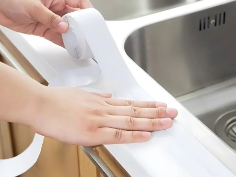 Biała taśma uszczelniająca do łazienki ściany wanny zlewu 3m mocny klej pvc Biała taśma uszczelniająca do łazienki ściany wanny zlewu 3m mocny klej pvc