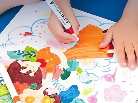 MARKERY AKRYLOWE 12 SZT KOLOROWE DO SZKŁA PLASTIKU METALU DREWNA + ETUI MARKERY AKRYLOWE 12 SZT KOLOROWE DO SZKŁA PLASTIKU METALU DREWNA + ETUI