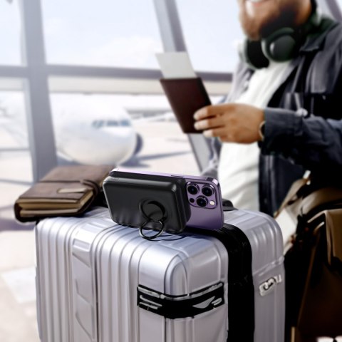 Powerbank bezprzewodowy 10000mAh 20W MagSafe z podstawką + kabel USB-C czarny Powerbank bezprzewodowy 10000mAh 20W MagSafe z podstawką + kabel USB-C czarny