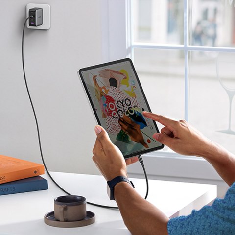 Kabel przewód USB-C 100W 5A PD 480Mbps 2m czarny Kabel przewód USB-C 100W 5A PD 480Mbps 2m czarny